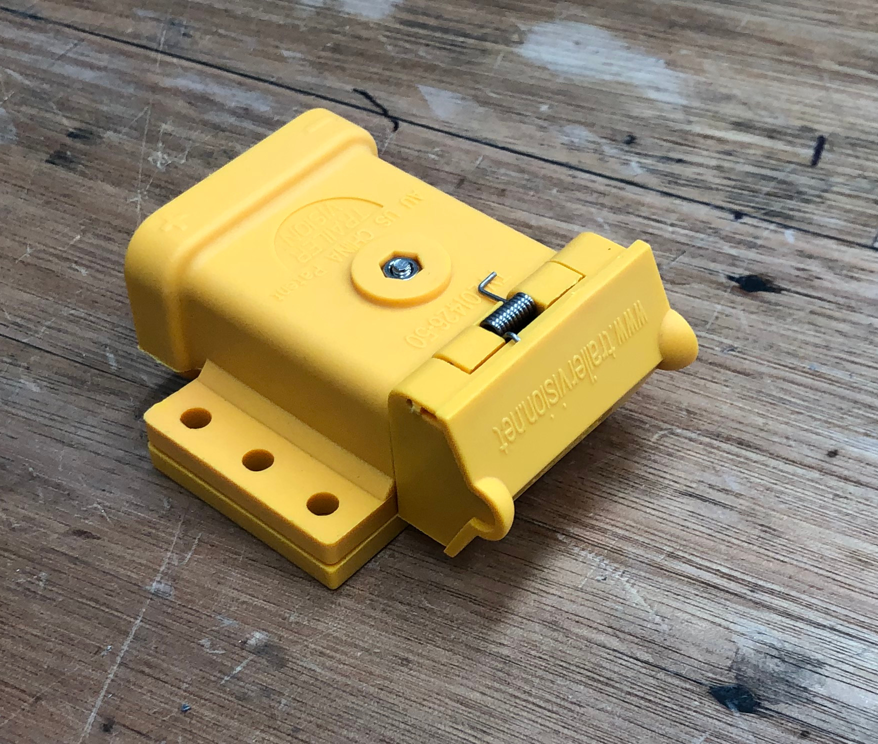 Trailer Vision Anderson 50 Amp Plug Weather Proof Cover - Yellow